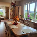 Sunny Panorama Flat Near Castle With Balcony