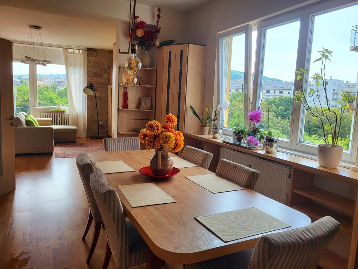 Apartamento Sunny Panorama Flat Near Castle With Balcony