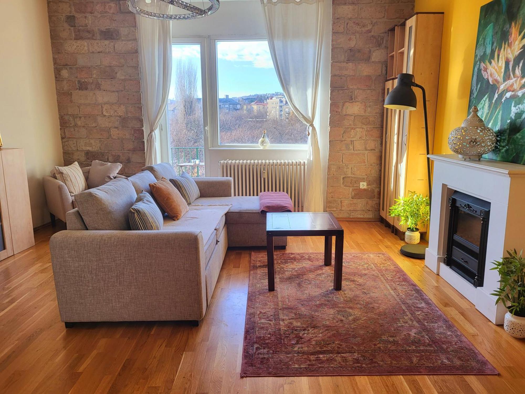 Sunny Panorama Flat Near Castle With Balcony Budapest